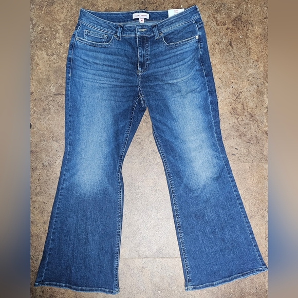 Lucky Brand Low Rise Flare Jeans Size 14/32 - Picture 1 of 8